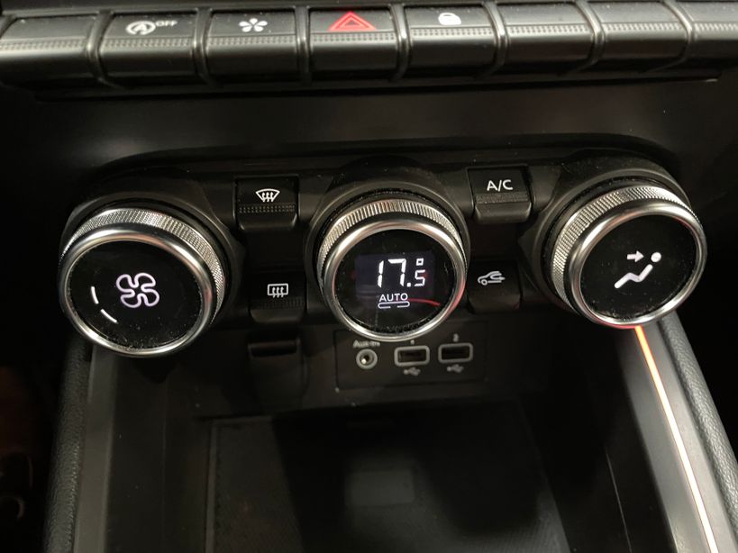 RENAULT CLIO V 2022 - Photo n°25