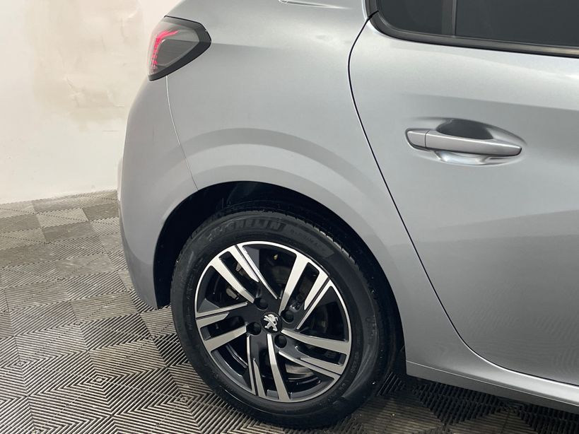 PEUGEOT 208 2023 - Photo n°4