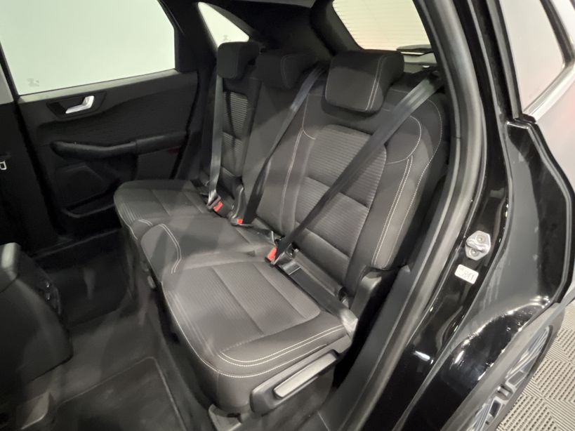 FORD KUGA 2021 - Photo n°10