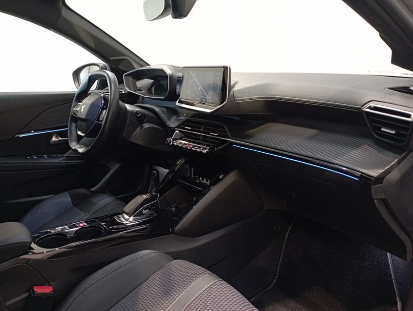 PEUGEOT 208 2020 - Photo n°11
