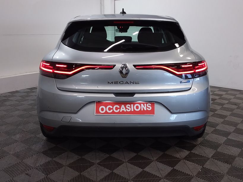 RENAULT MEGANE IV BERLINE 2021 - Photo n°5