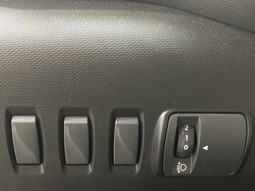 RENAULT TWINGO III 2021 - Photo n°31