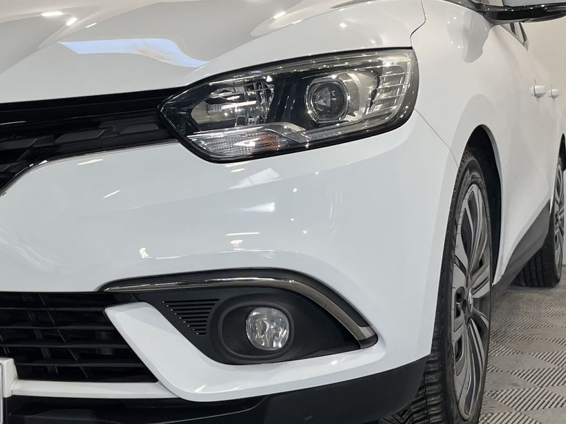 RENAULT SCENIC IV 2018 - Photo n°7