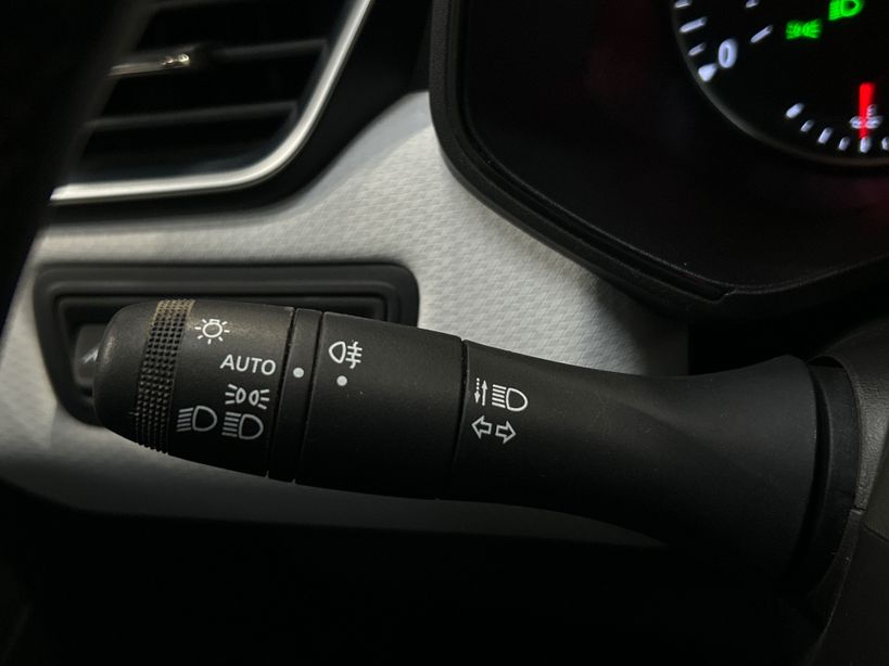 RENAULT CLIO V 2023 - Photo n°25