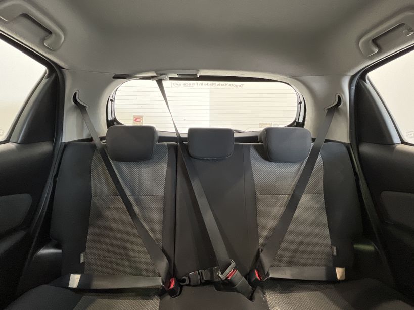 TOYOTA YARIS HYBRIDE 2015 - Photo n°37