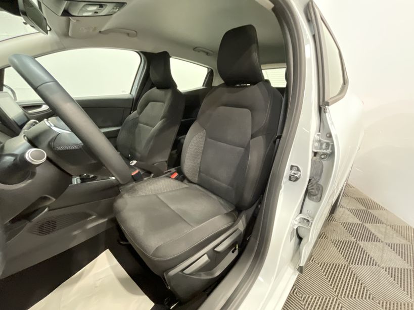 RENAULT CLIO V 2021 - Photo n°9