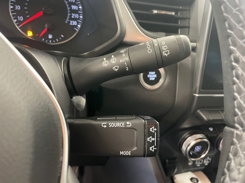 RENAULT CAPTUR 2022 - Photo n°18