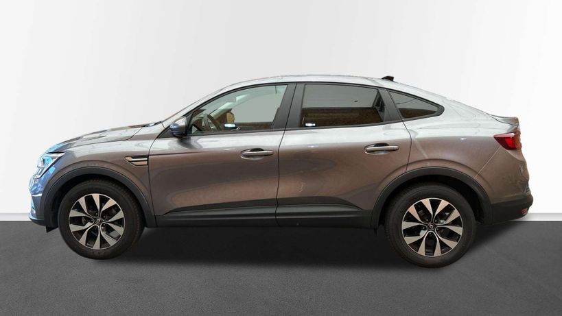 RENAULT ARKANA 2023 - Photo n°8