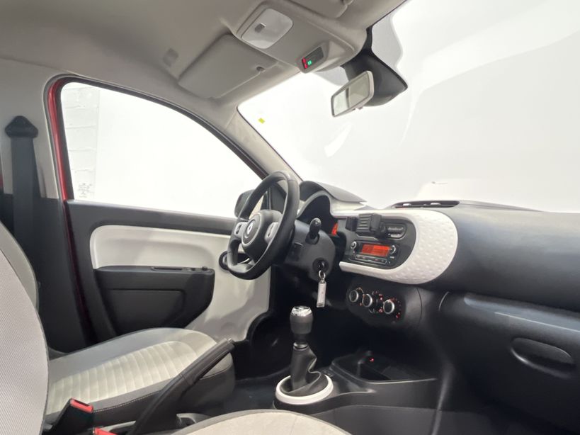 RENAULT TWINGO III 2021 - Photo n°20