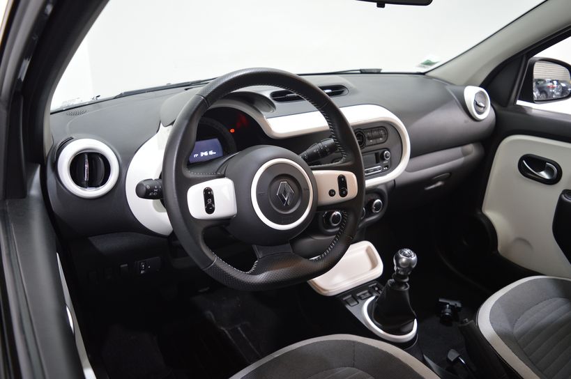 RENAULT TWINGO III 2019 - Photo n°9