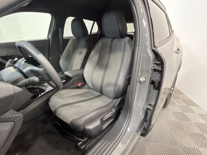PEUGEOT 2008 2024 - Photo n°9