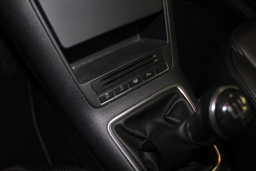 VOLKSWAGEN TIGUAN 2014 - Photo n°1