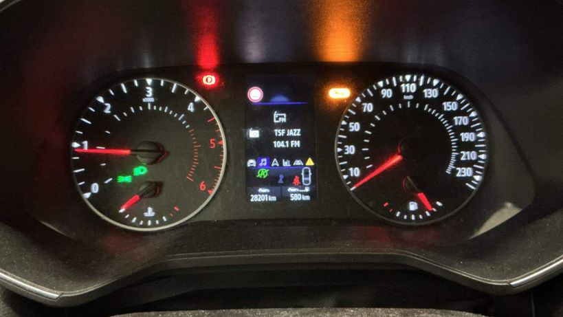 RENAULT CLIO V 2021 - Photo n°12