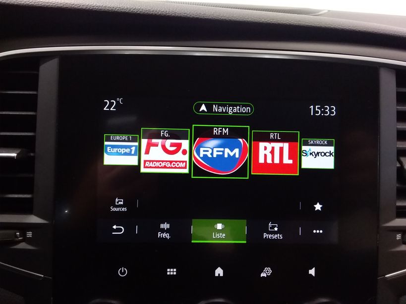 RENAULT MEGANE IV BERLINE 2023 - Photo n°16