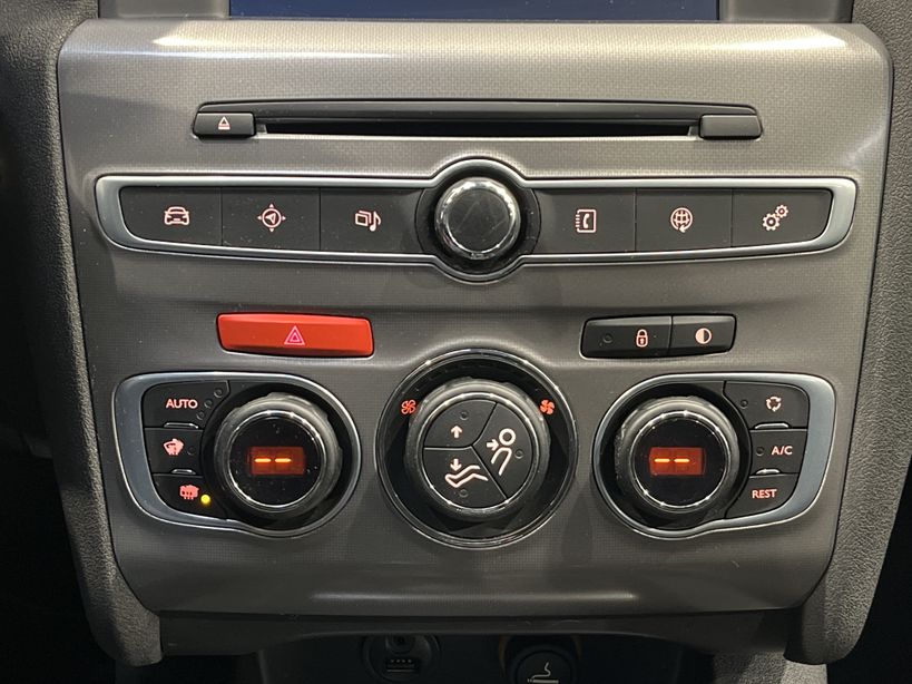 CITROEN C4 2016 - Photo n°16