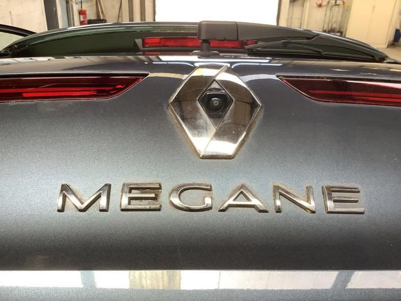 RENAULT MEGANE IV BERLINE 2022 - Photo n°2