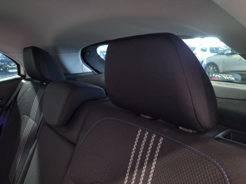 RENAULT MEGANE IV 2017 - Photo n°22