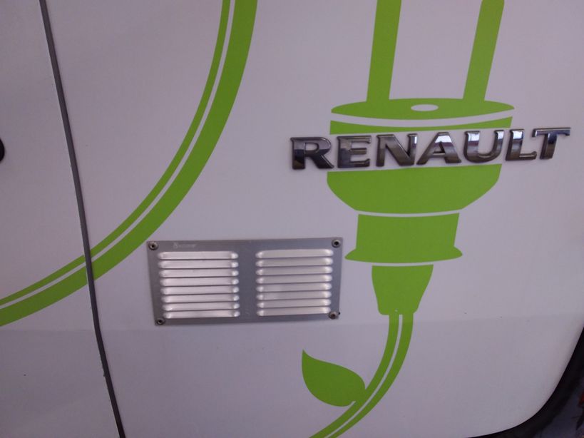 RENAULT KANGOO EXPRESS ZE 2016 - Photo n°12