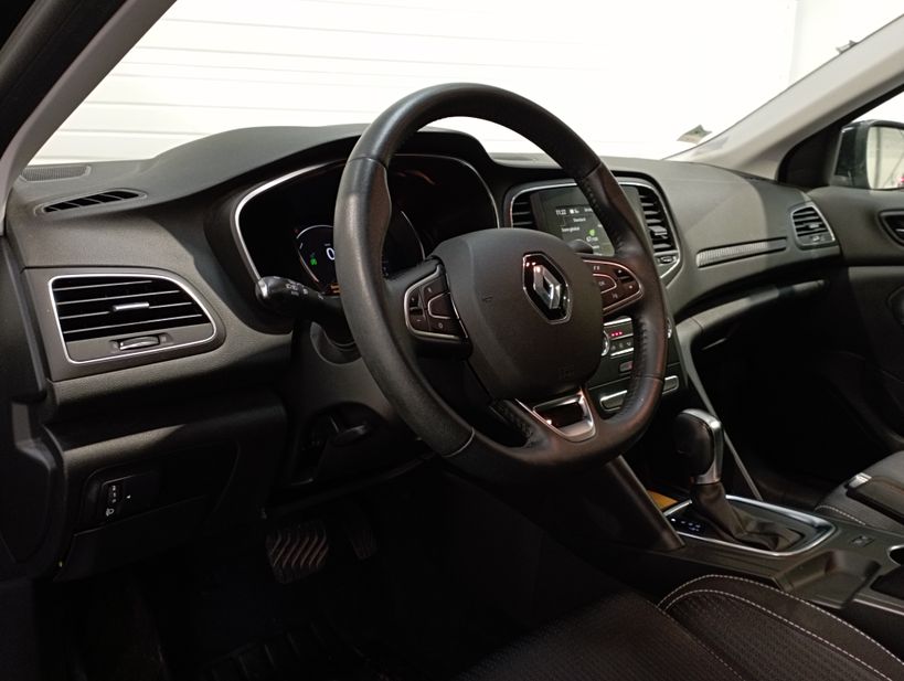 RENAULT MEGANE IV BERLINE BUSINESS 2019 - Photo n°12
