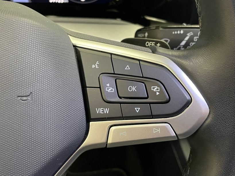 VOLKSWAGEN GOLF 2023 - Photo n°19