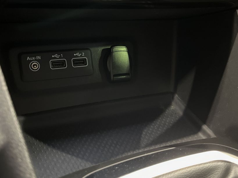 RENAULT MEGANE IV ESTATE 2020 - Photo n°17
