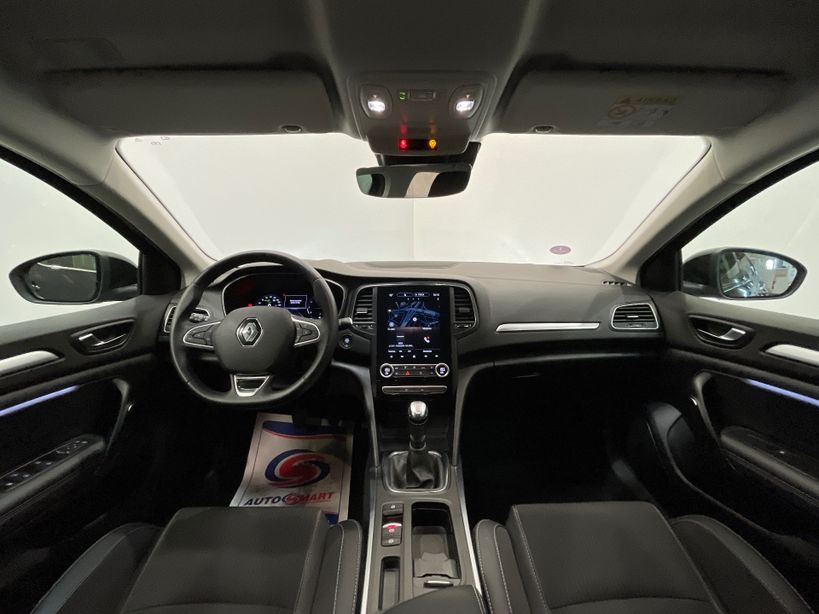RENAULT MEGANE IV BERLINE 2022 - Photo n°32