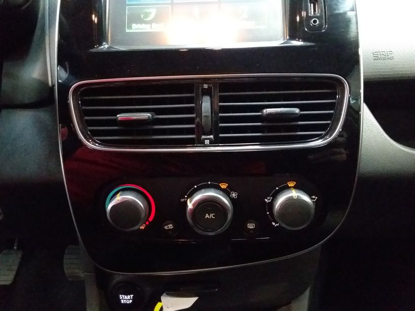 RENAULT CLIO IV SOCIETE 2016 - Photo n°11
