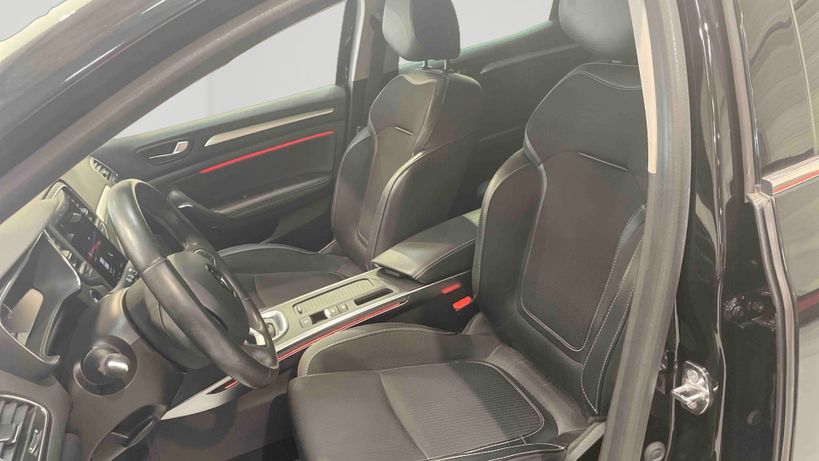 RENAULT MEGANE IV BERLINE 2021 - Photo n°7