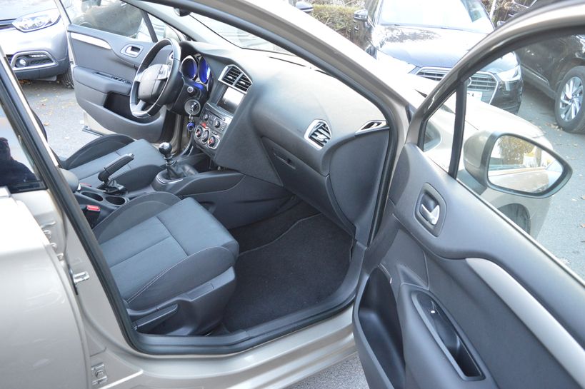 CITROEN C4 2013 - Photo n°10