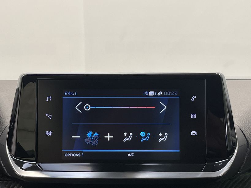 PEUGEOT 2008 BUSINESS 2020 - Photo n°15