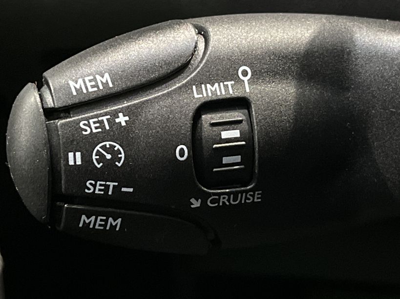 PEUGEOT 208 2023 - Photo n°28