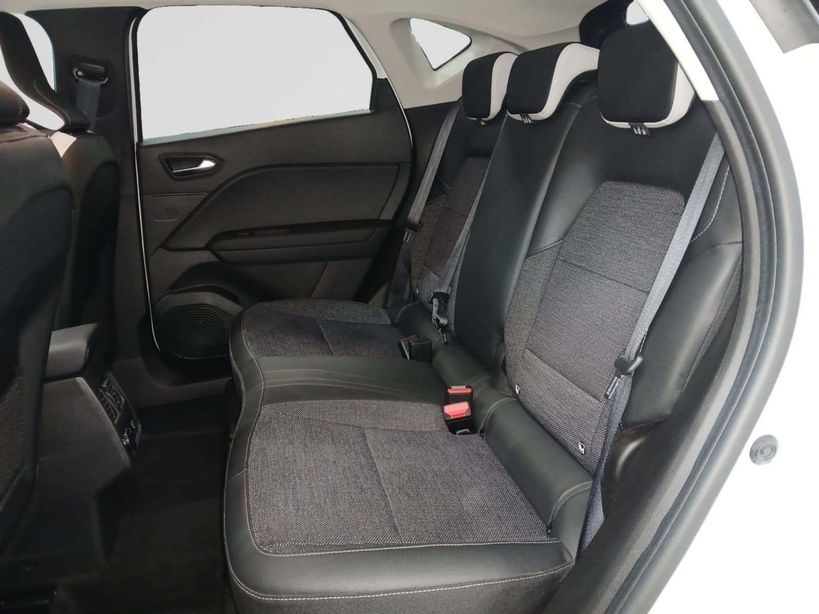 RENAULT CAPTUR 2023 - Photo n°12