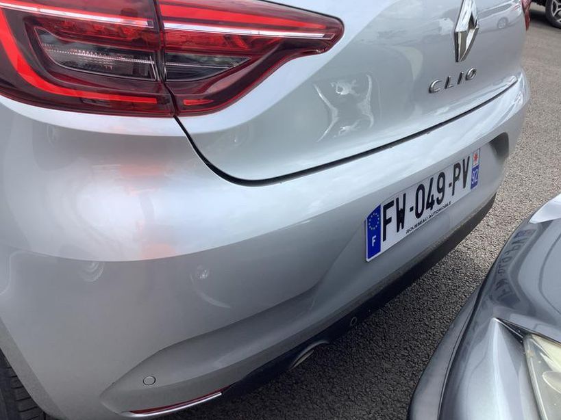 RENAULT CLIO V 2021 - Photo n°1