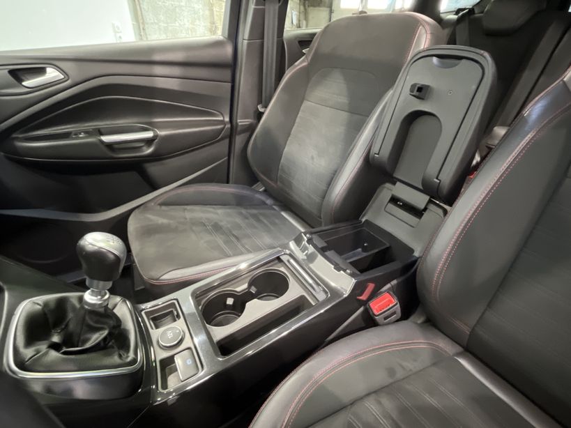 FORD KUGA 2018 - Photo n°21