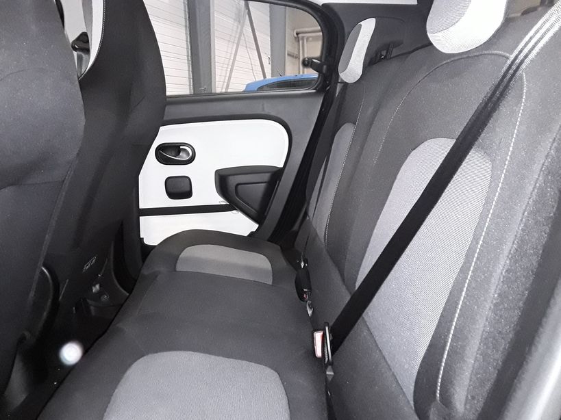 RENAULT TWINGO III 2017 - Photo n°4