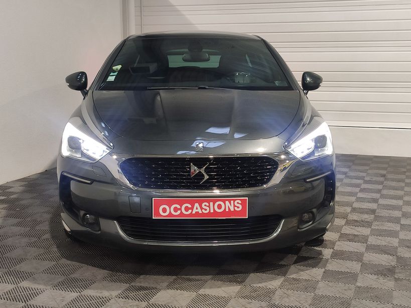 DS DS5 EXECUTIVE 2016 - Photo n°2