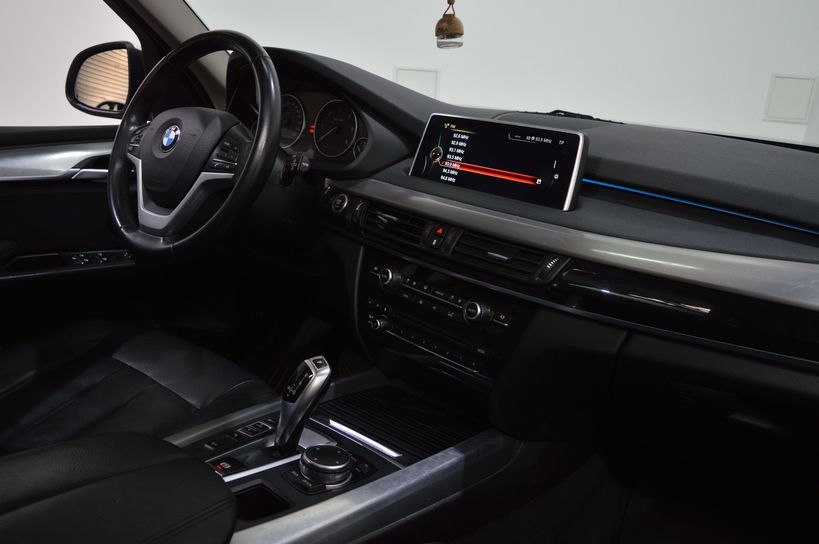 BMW X5 F15 2015 - Photo n°9