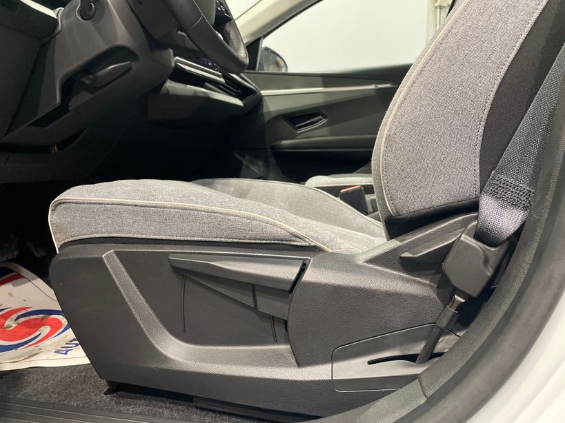 RENAULT MEGANE E TECH 2022 - Photo n°31