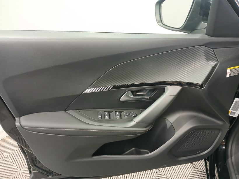 PEUGEOT 2008 2024 - Photo n°10