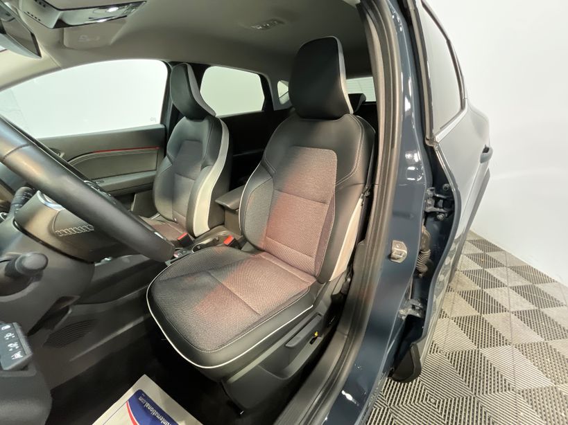 RENAULT CAPTUR 2023 - Photo n°9