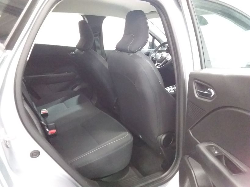 RENAULT CAPTUR 2020 - Photo n°8