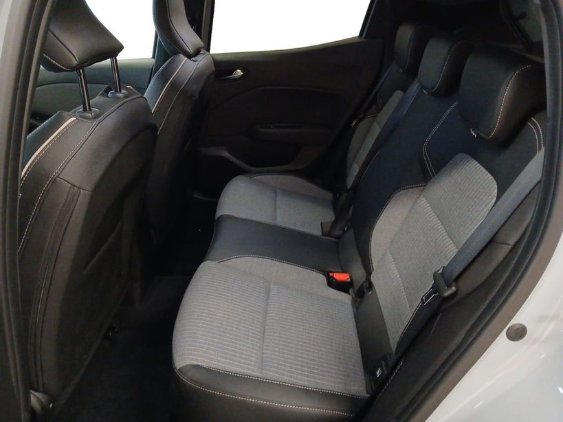 RENAULT CLIO V 2025 - Photo n°12