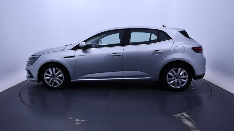 RENAULT MEGANE IV BERLINE 2021 - Photo n°8