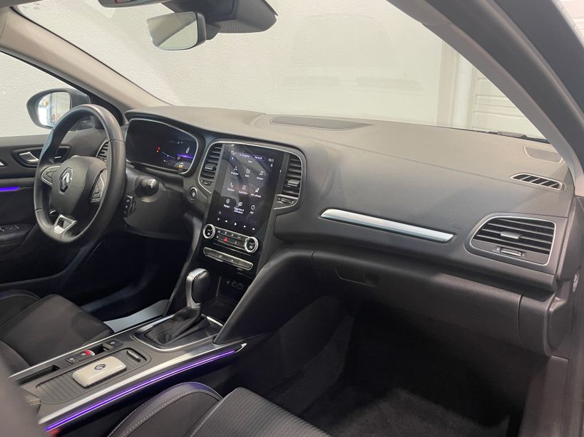 RENAULT MEGANE IV ESTATE 2023 - Photo n°9