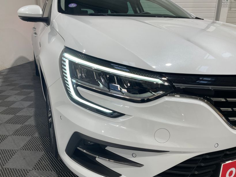 RENAULT MEGANE IV ESTATE 2022 - Photo n°4