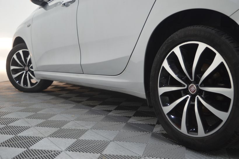 FIAT TIPO 5 PORTES 2017 - Photo n°15