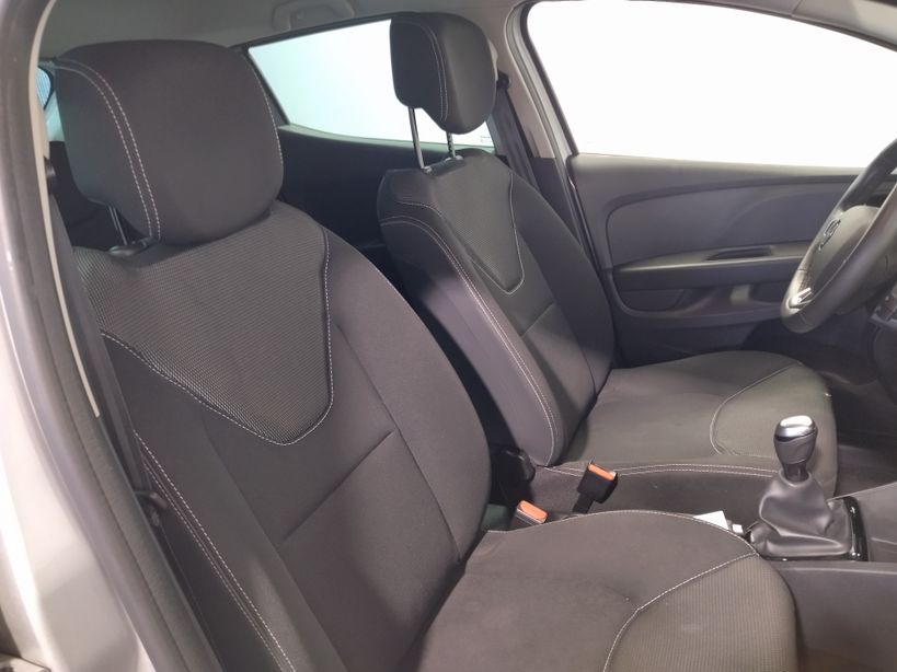 RENAULT CLIO IV 2020 - Photo n°8