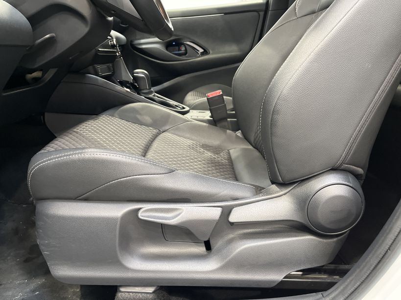 TOYOTA YARIS HYBRIDE MY22 2022 - Photo n°37