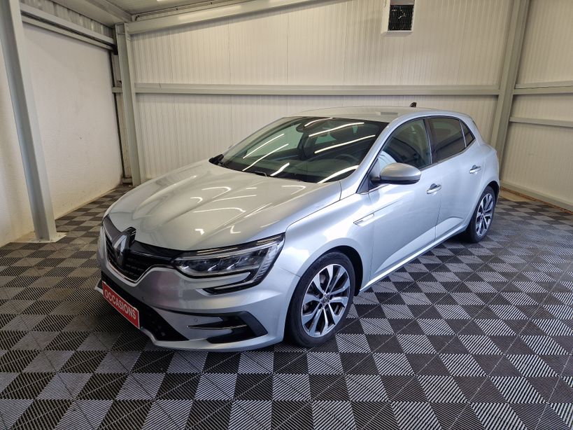 RENAULT MEGANE IV BERLINE 2023 - Photo n°1