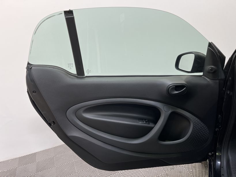 SMART FORTWO COUPE 2015 - Photo n°25